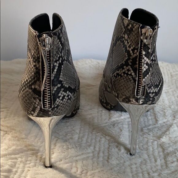 BRAND X  - Picture 3 of 5